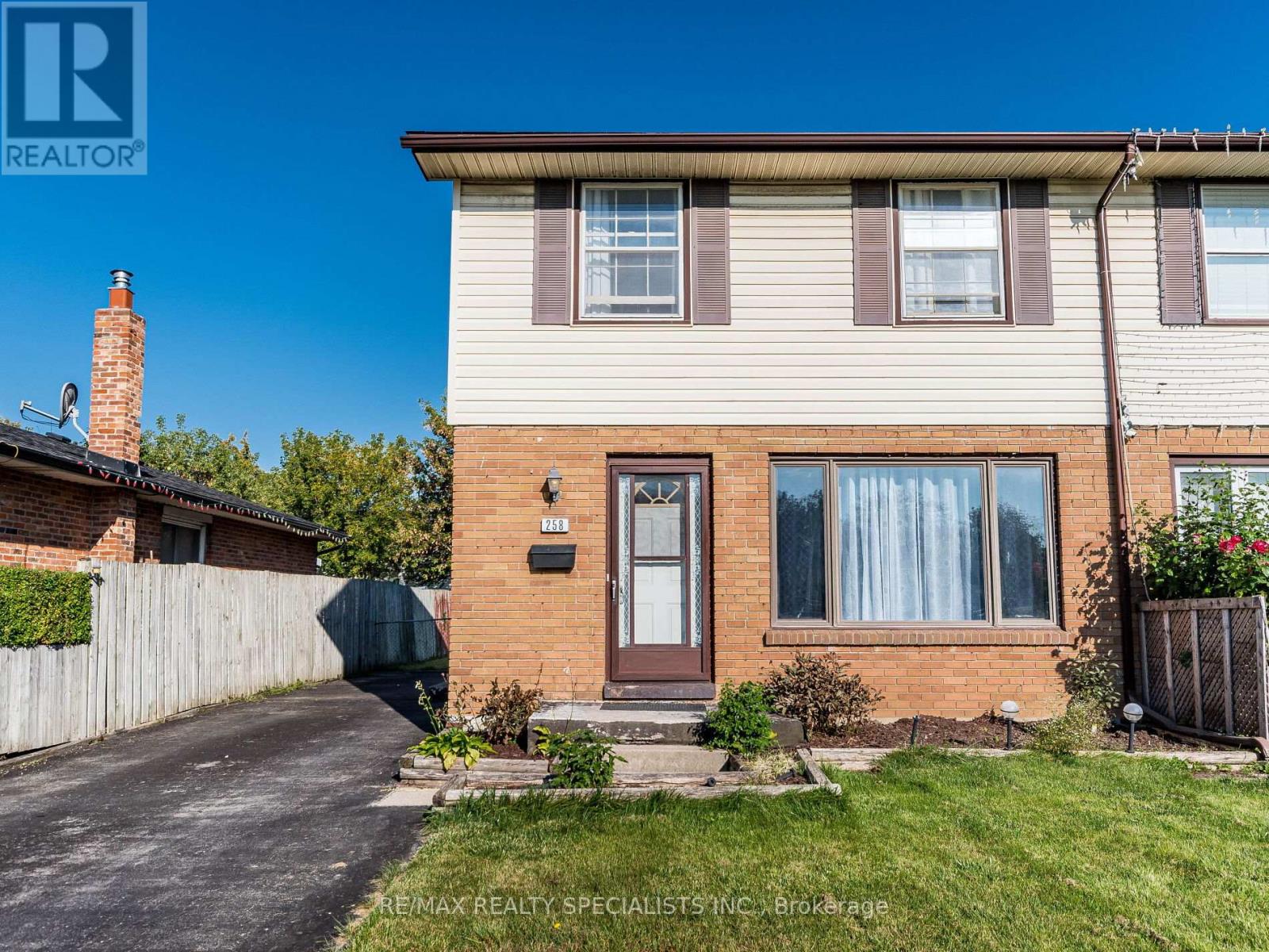258 ADMIRAL DR