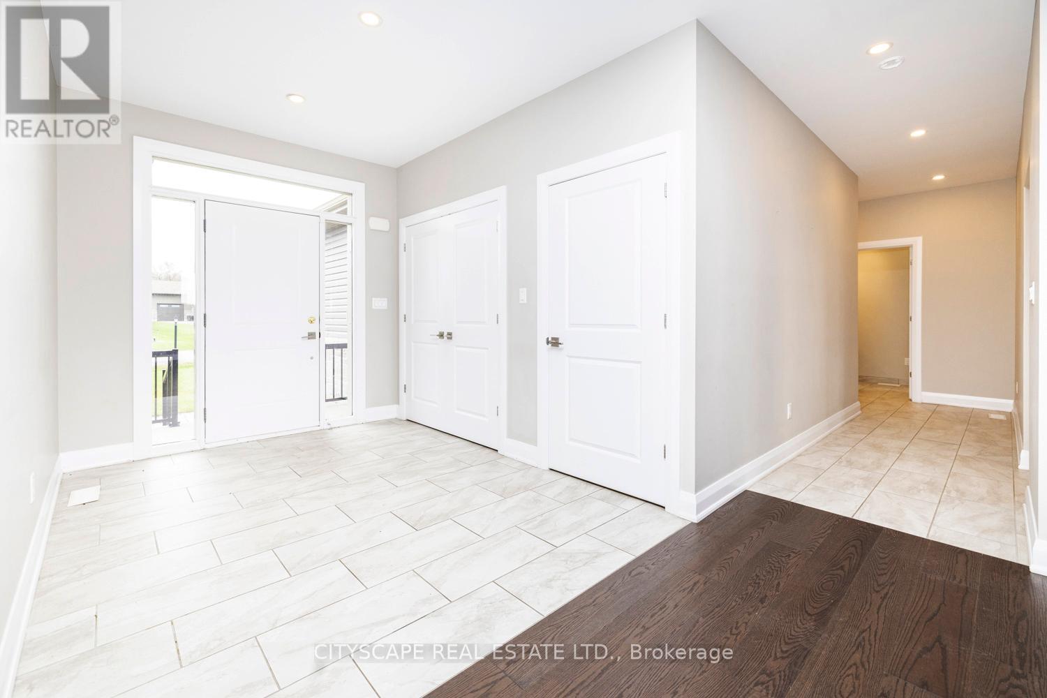 320 AUTUMN MEADOW WAY