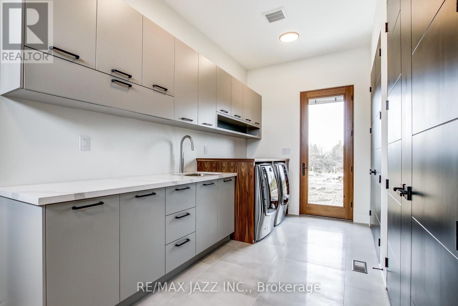 127 ELYSIAN FIELDS RD