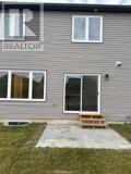 82 CAMPBELL CRES E