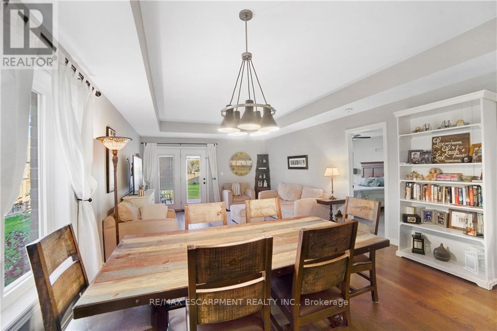 58 MACNEIL CRT
