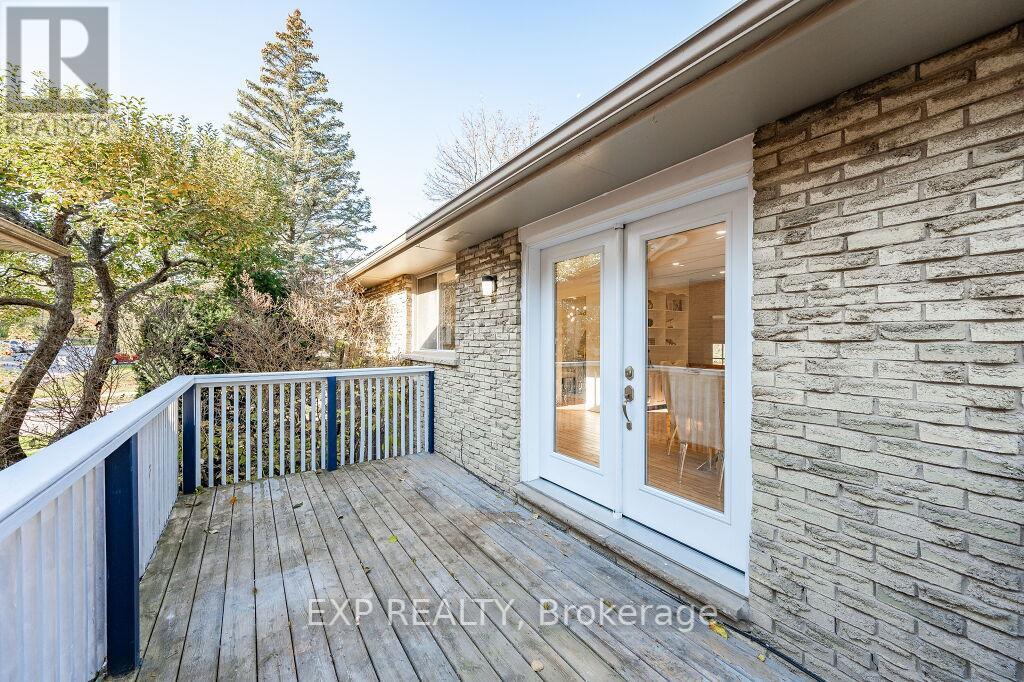 317 HIAWATHA DR
