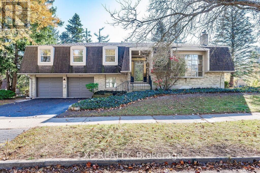 317 HIAWATHA DR