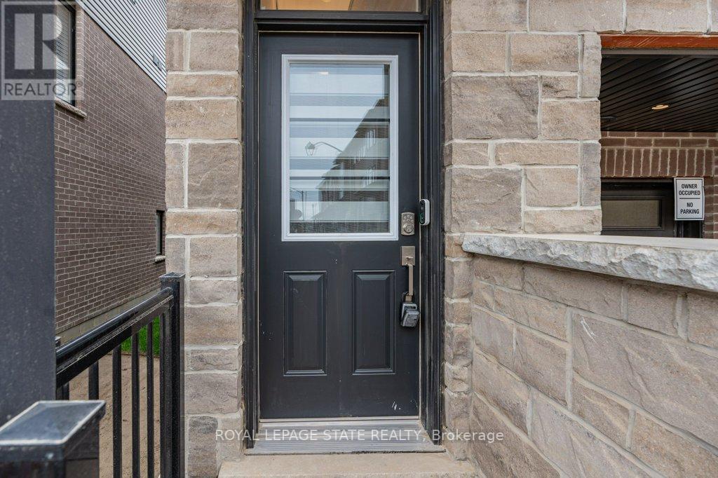 #43 -461 BLACKBURN DR, #43