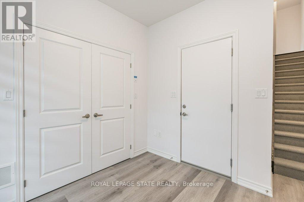 #43 -461 BLACKBURN DR, #43