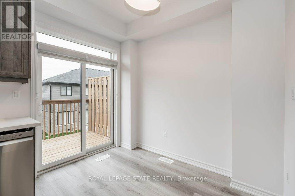 #43 -461 BLACKBURN DR, #43