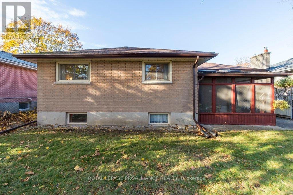 22 NORTHWOOD CRES