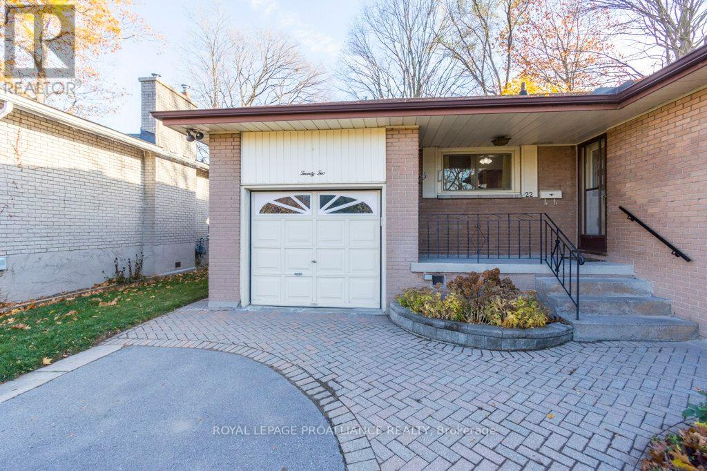 22 NORTHWOOD CRES