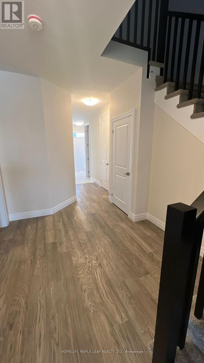 #11 -32 FAITH ST, #11