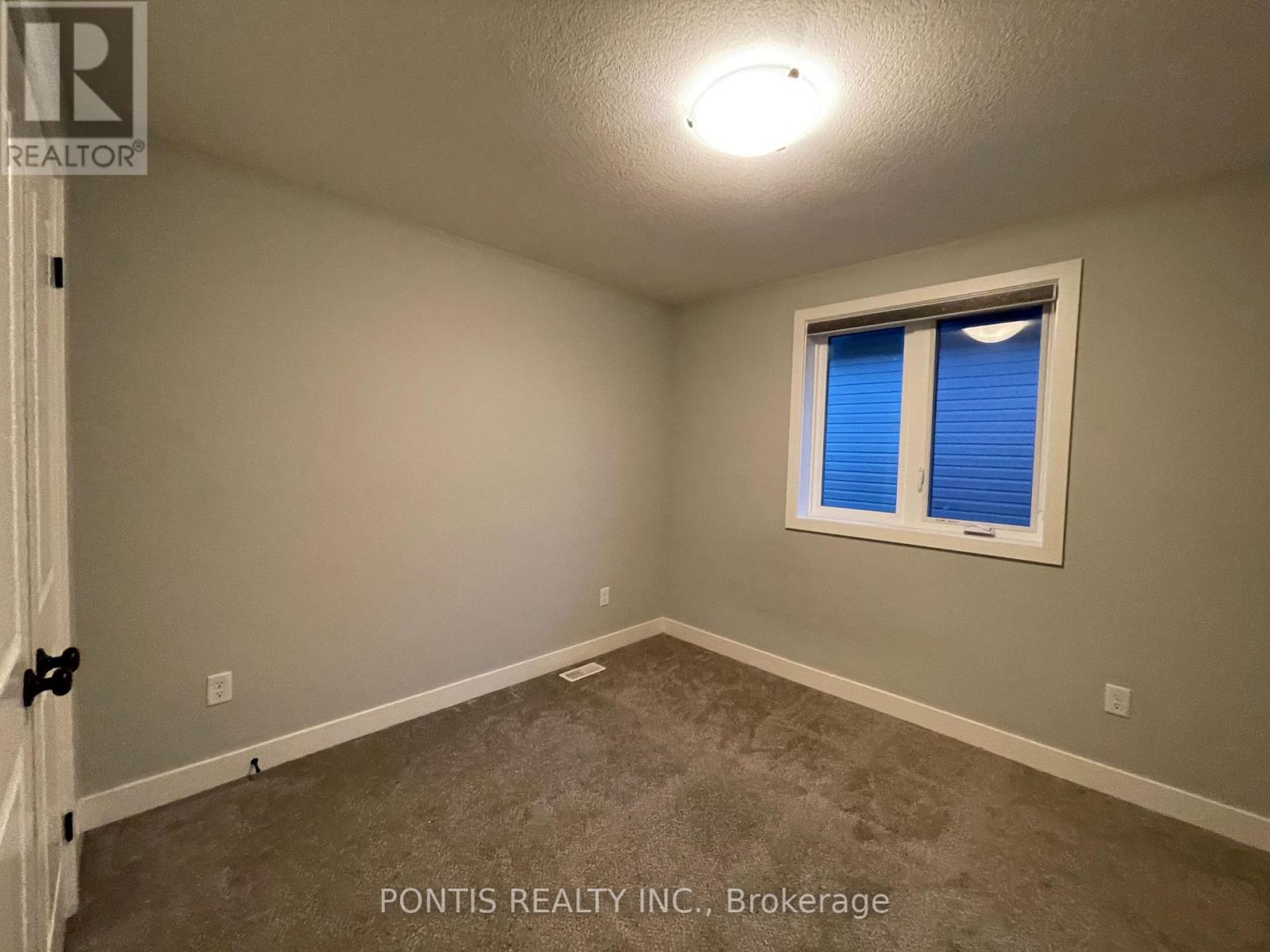 11 MONTGOMERY WAY