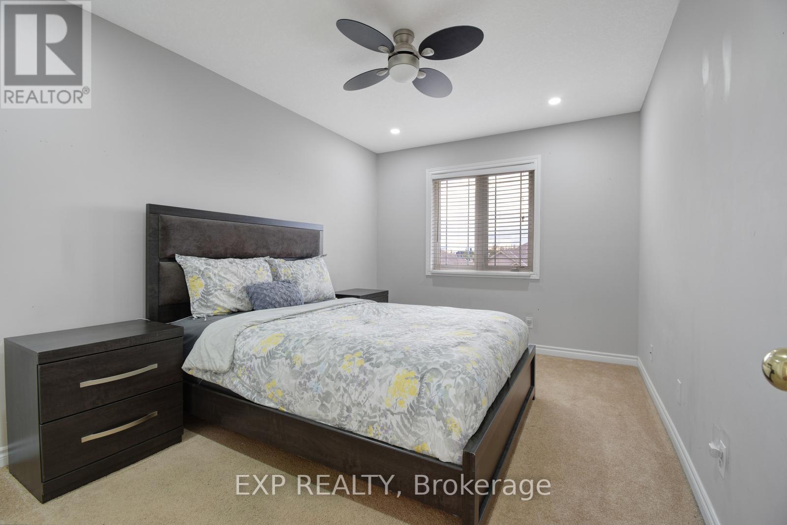451 FAIRWAY RD E