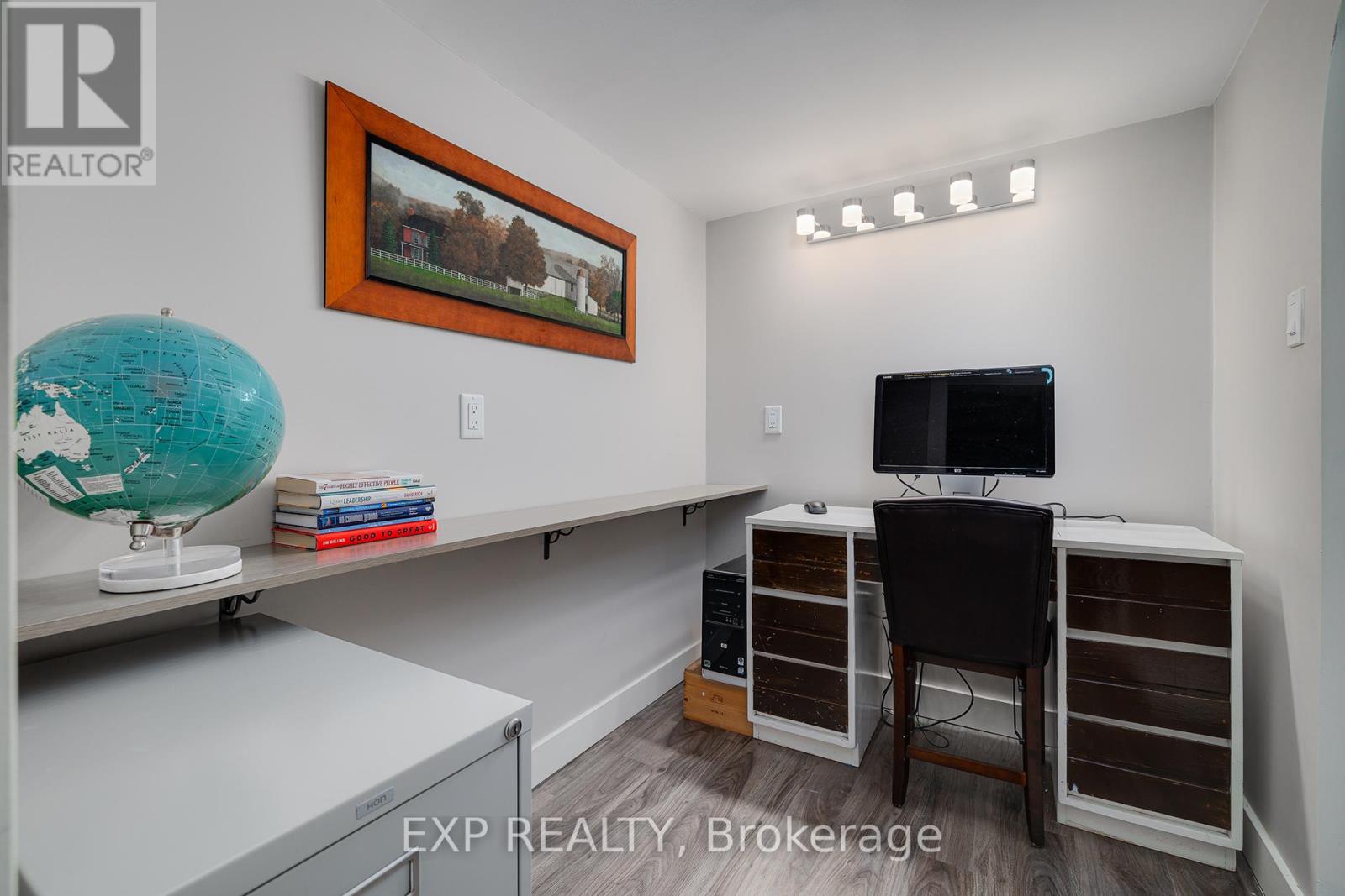 40 PLAZA CRT