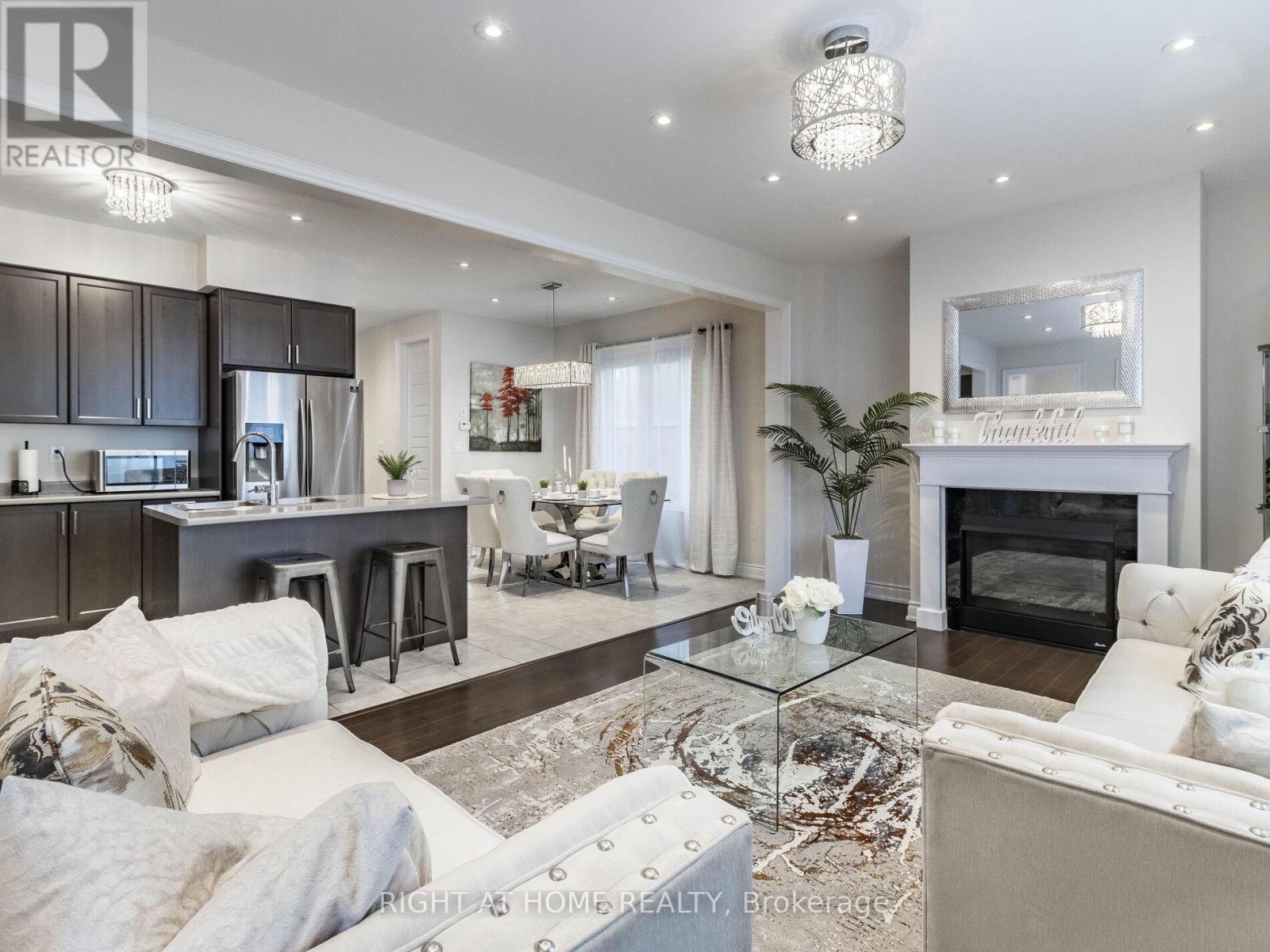 223 THOMPSON RD