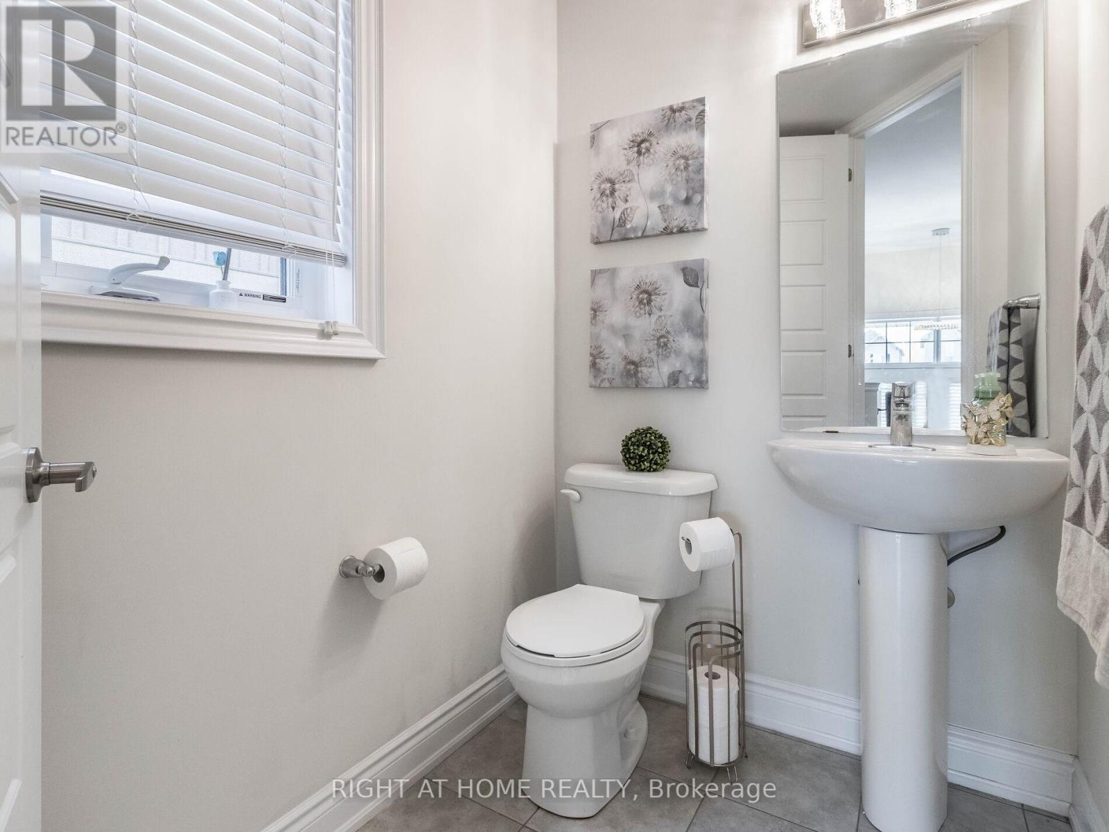 223 THOMPSON RD