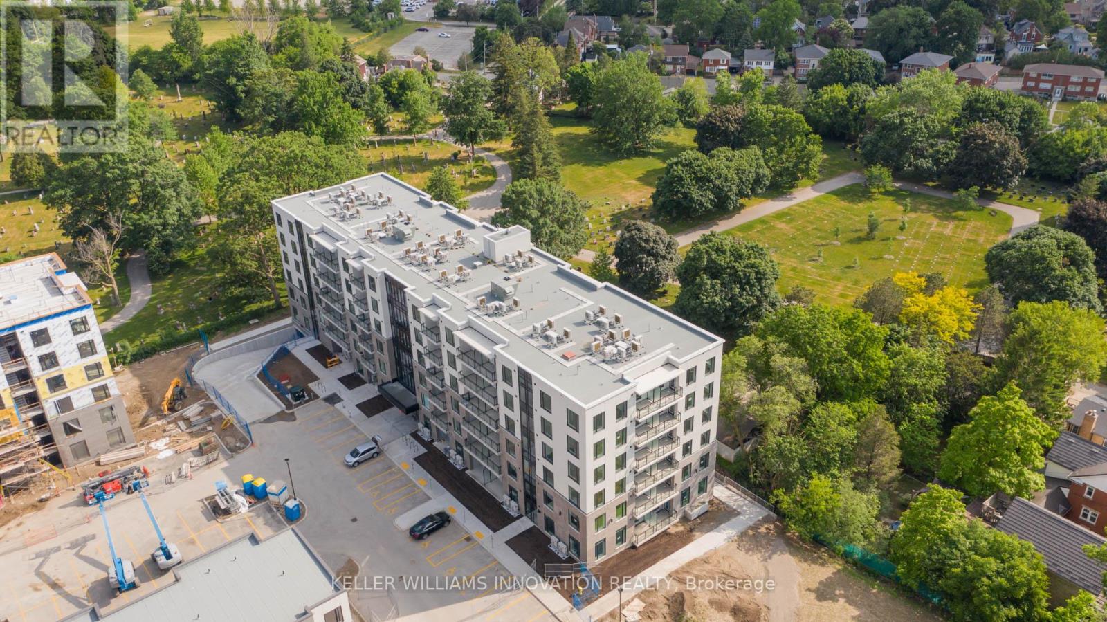 #309 -103 ROGER ST, #309