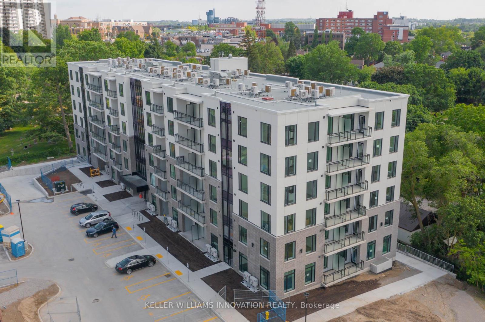 #309 -103 ROGER ST, #309