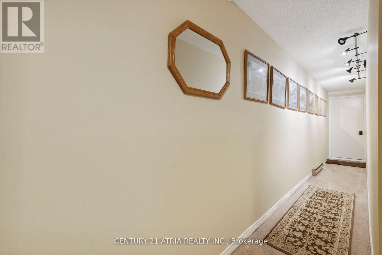#2 -112 WOODLAWN RD E, #2