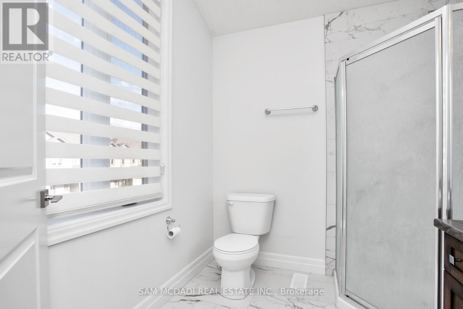 #8 -1023 DEVONSHIRE AVE, #8