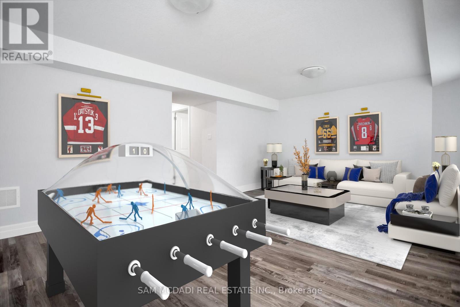 #8 -1023 DEVONSHIRE AVE, #8