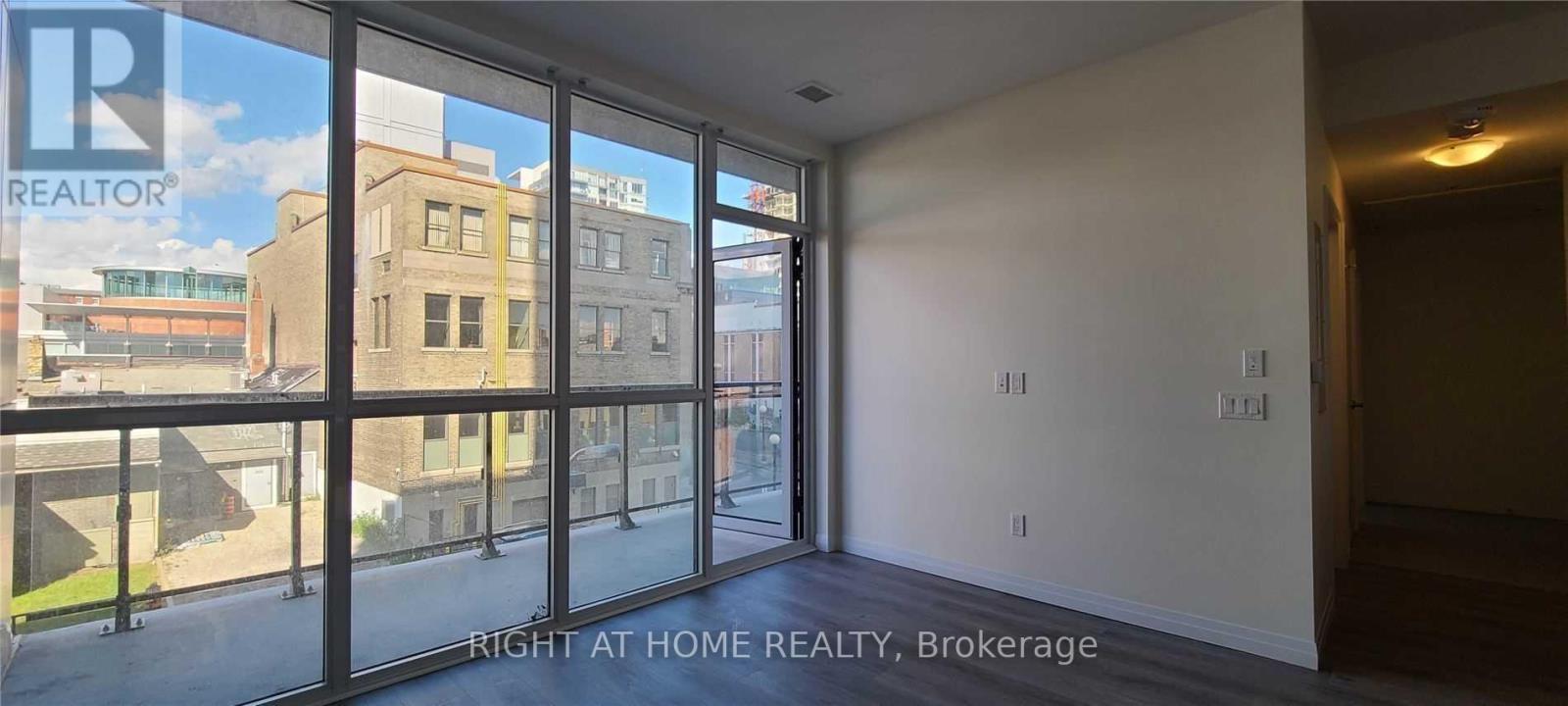 #301 -60 CHARLES ST W, #301