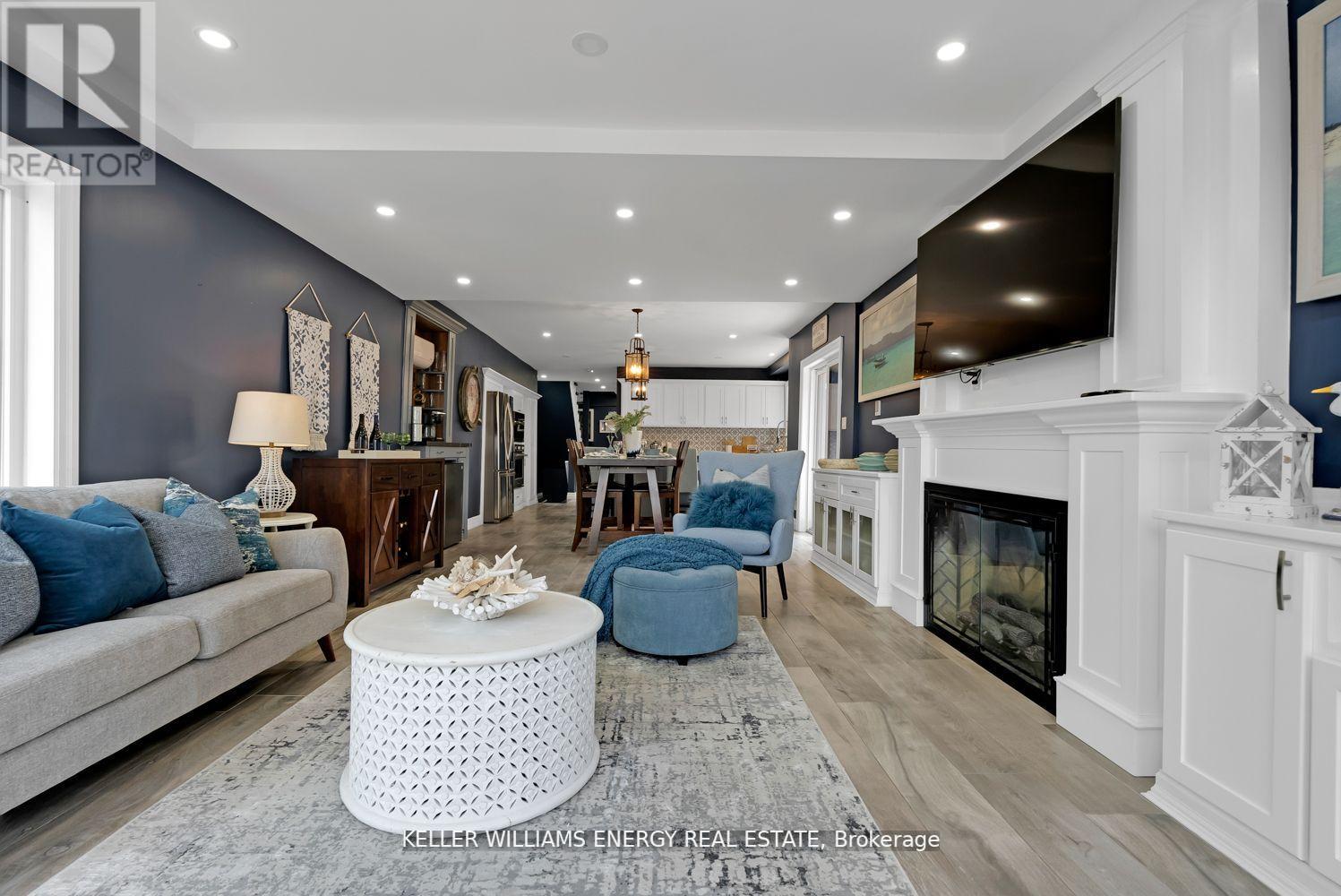 233 SNUG HARBOUR RD