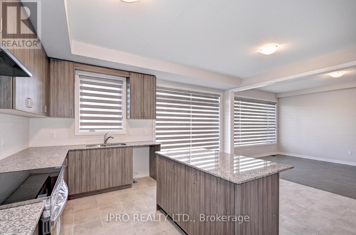 100 BLACKLOCK ST