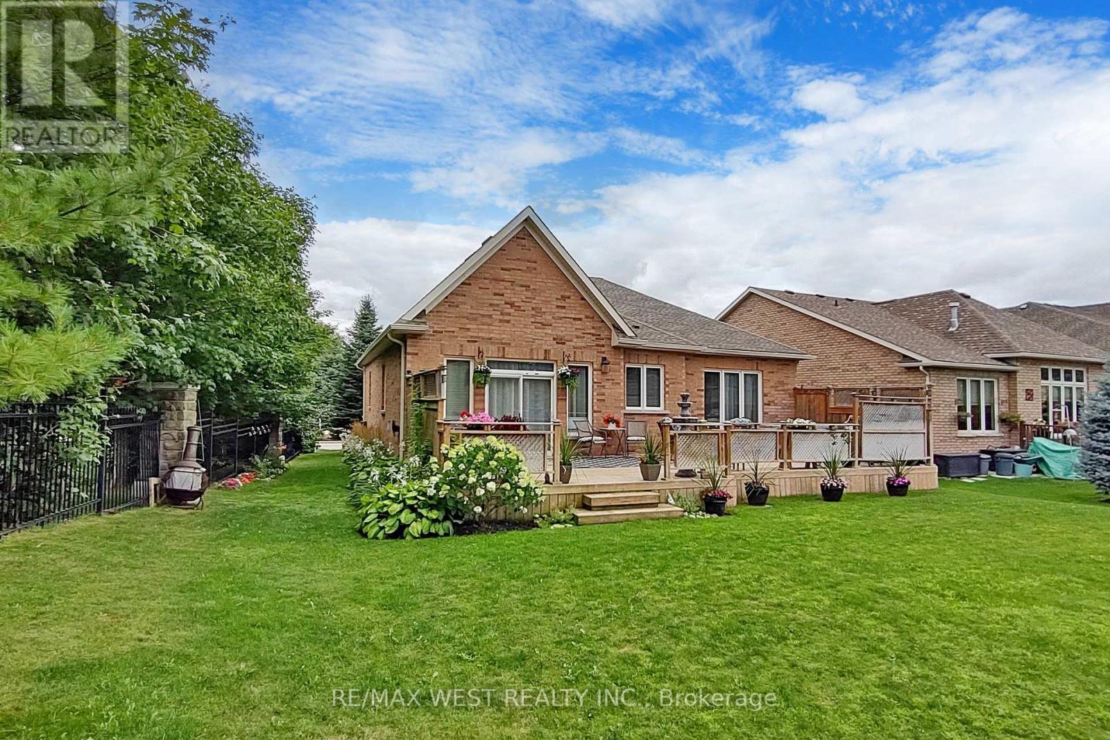 9 ABERFOYLE MILL CRES
