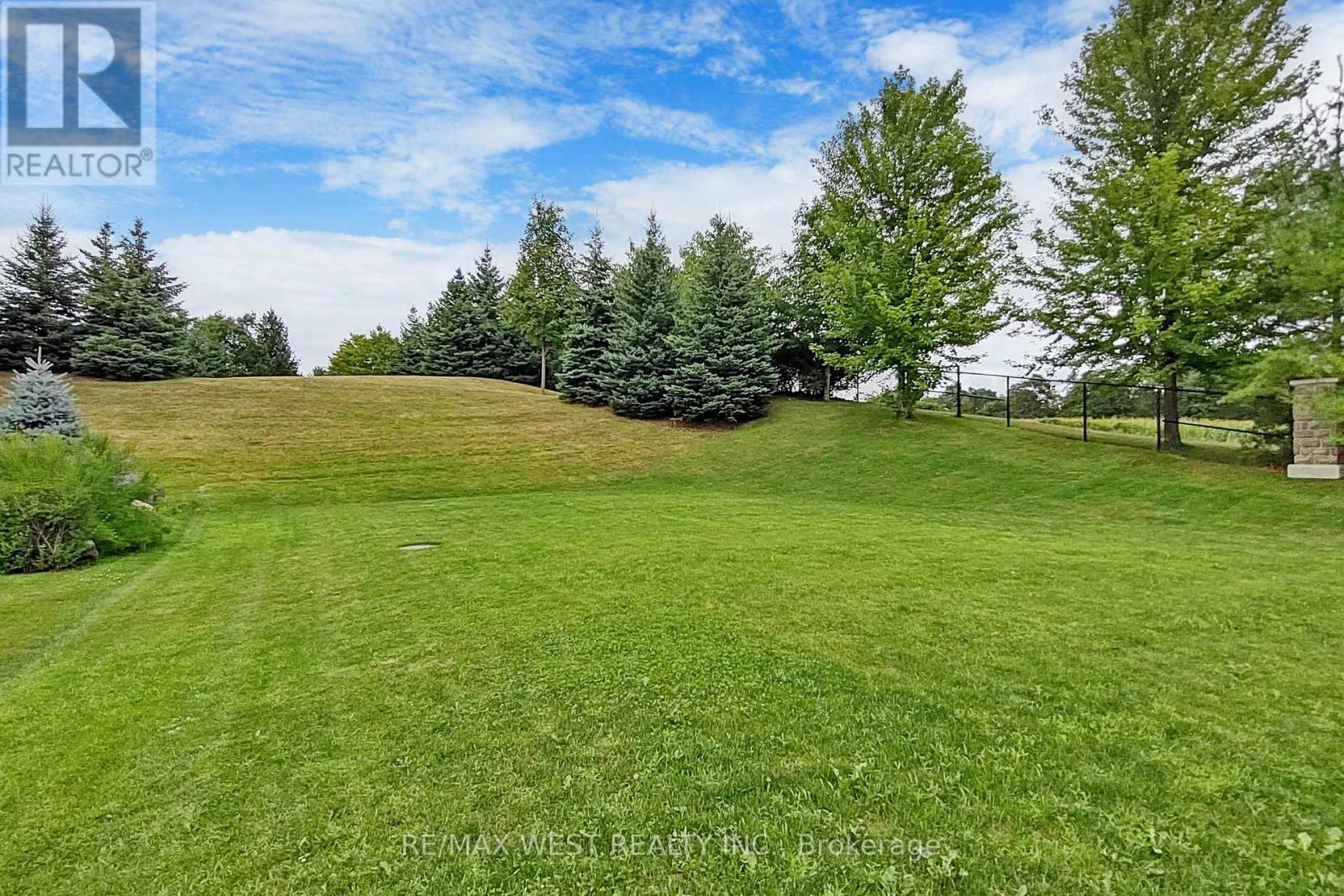 9 ABERFOYLE MILL CRES
