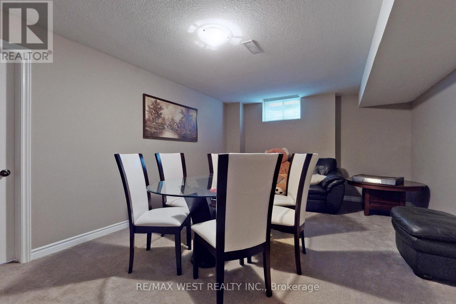 9 ABERFOYLE MILL CRES