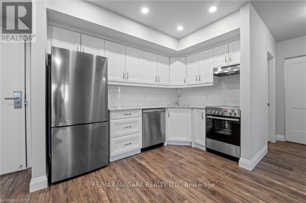 #502 -5698 MAIN ST, #502