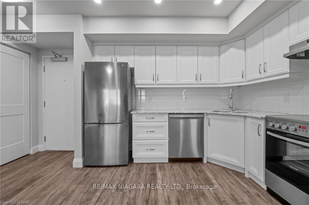 #502 -5698 MAIN ST, #502