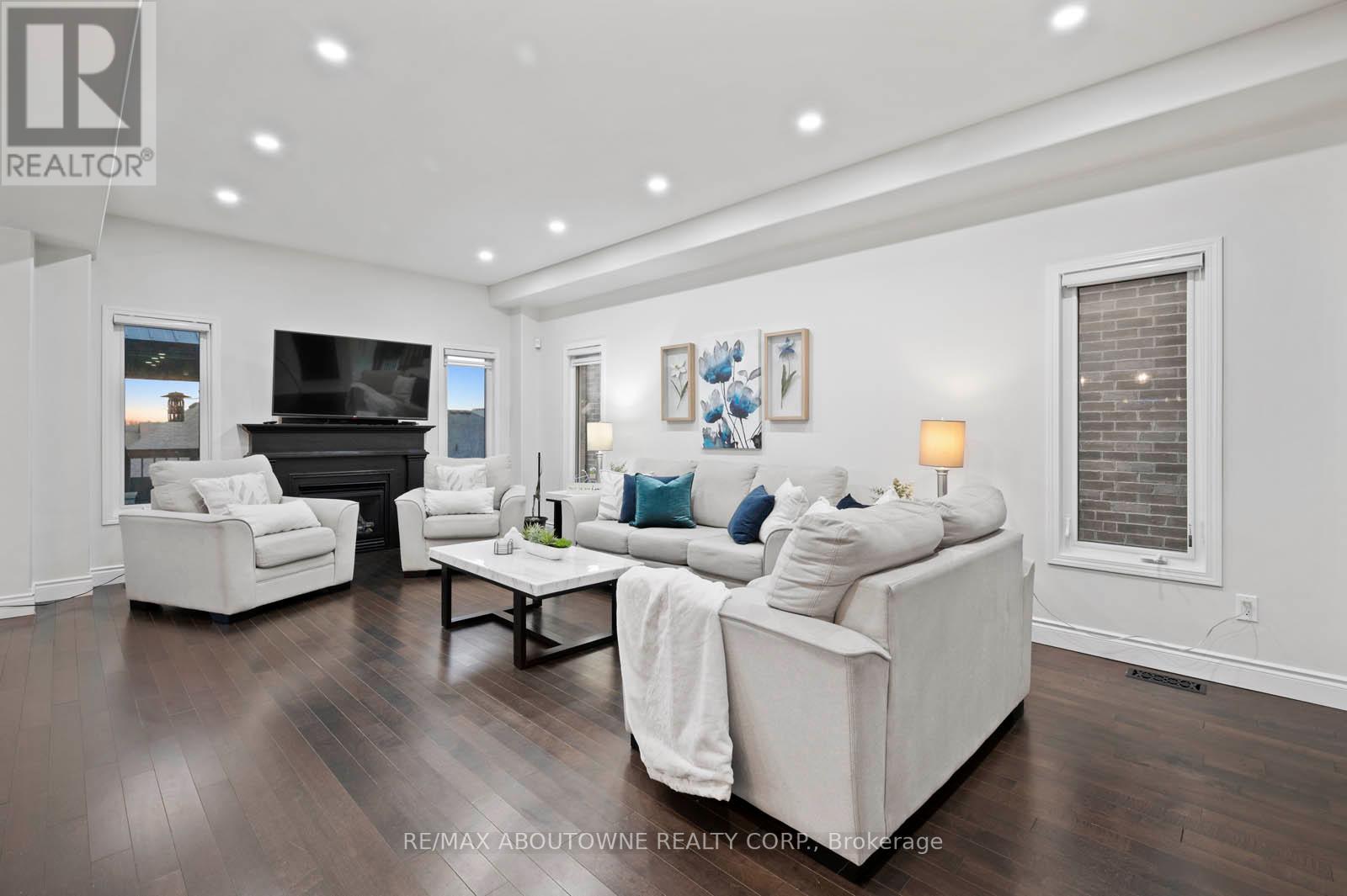 924 BIANCA CRT