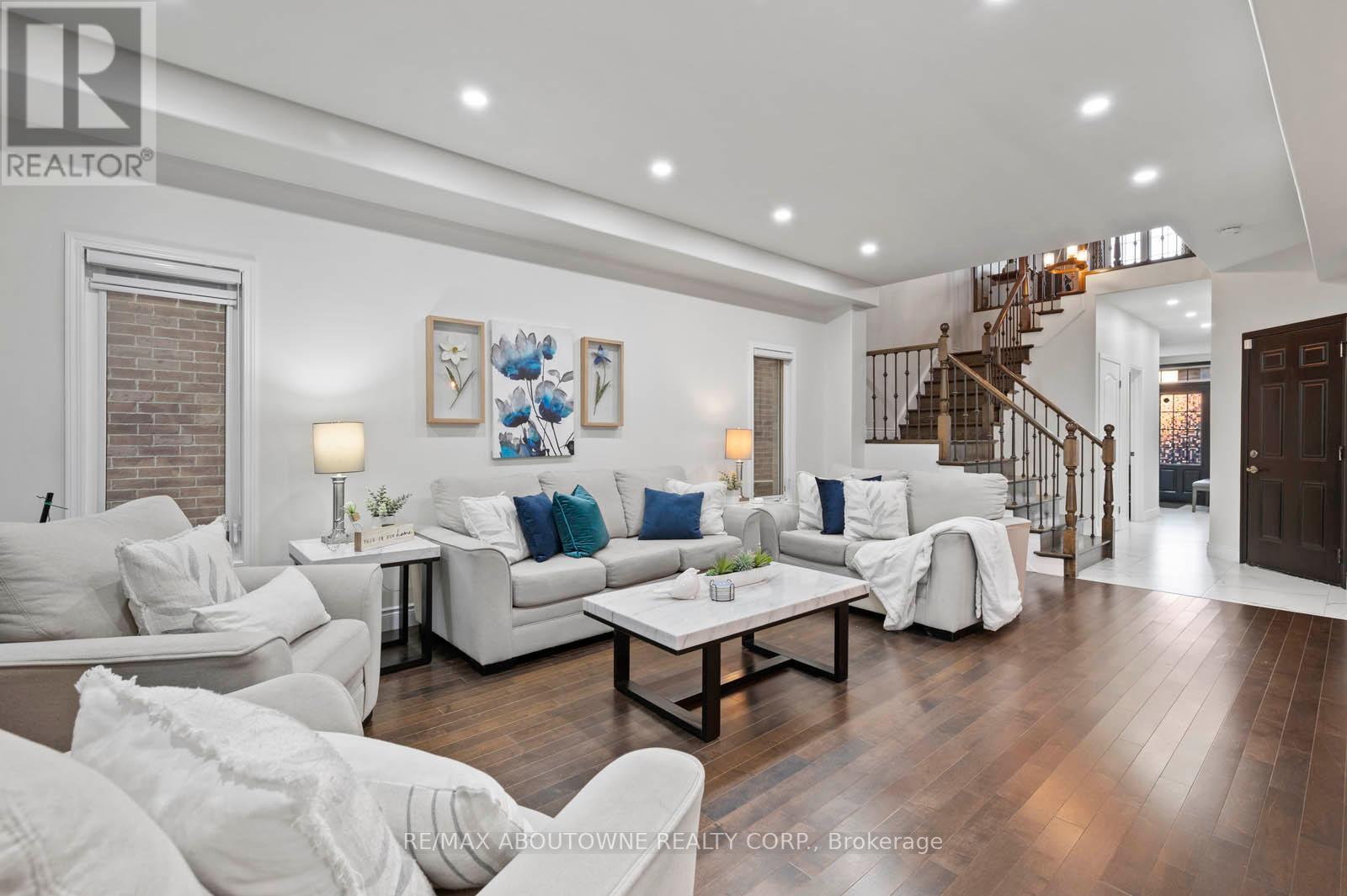 924 BIANCA CRT