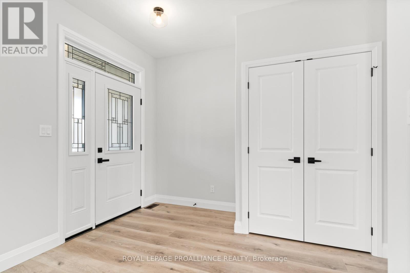 41 CLAYTON JOHN AVE