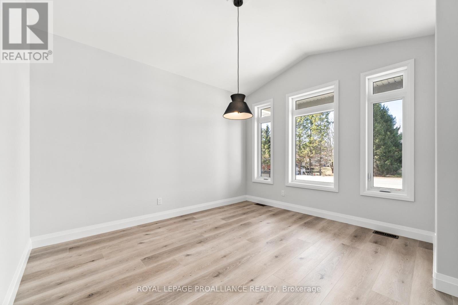 41 CLAYTON JOHN AVE