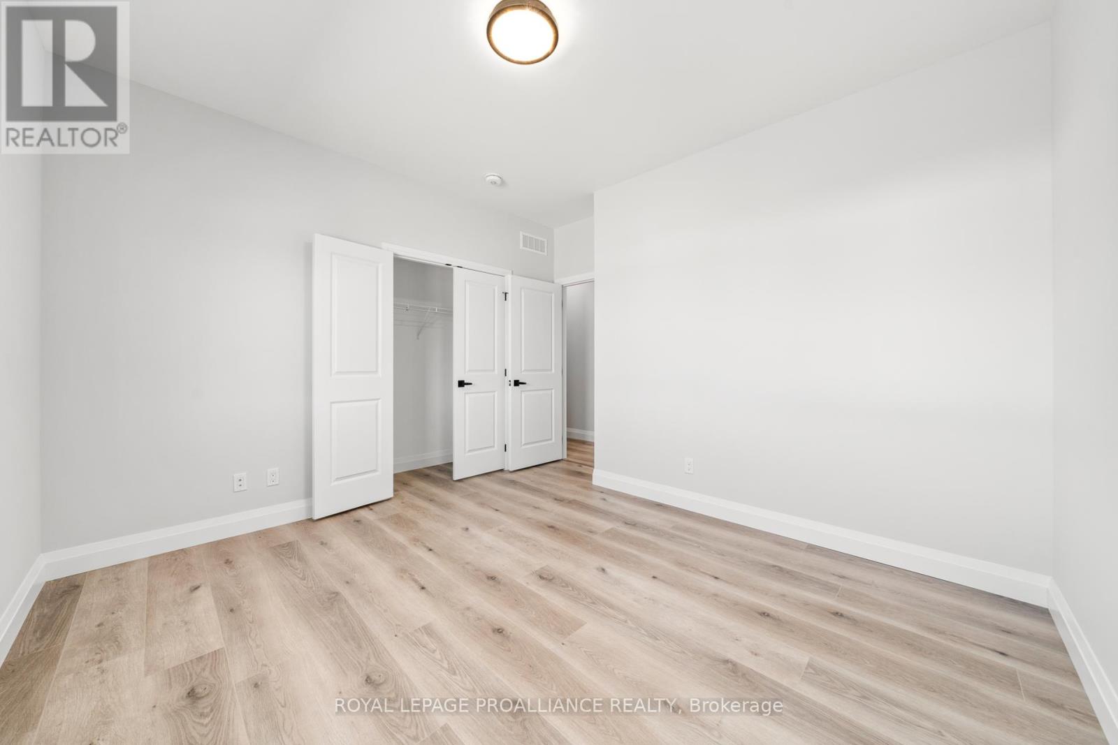 41 CLAYTON JOHN AVE
