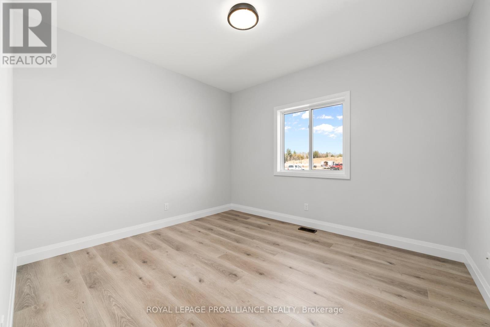 41 CLAYTON JOHN AVE