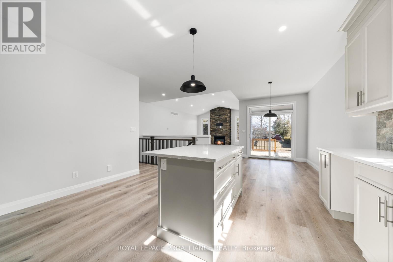 41 CLAYTON JOHN AVE