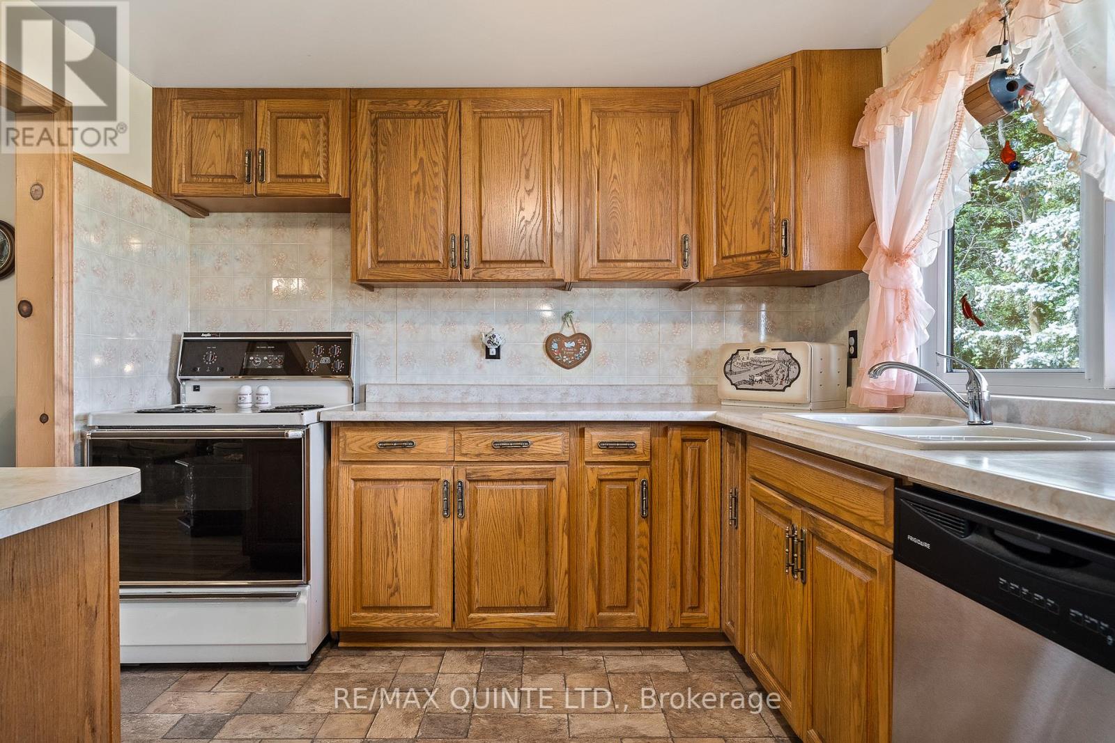 257 ELMBROOK RD