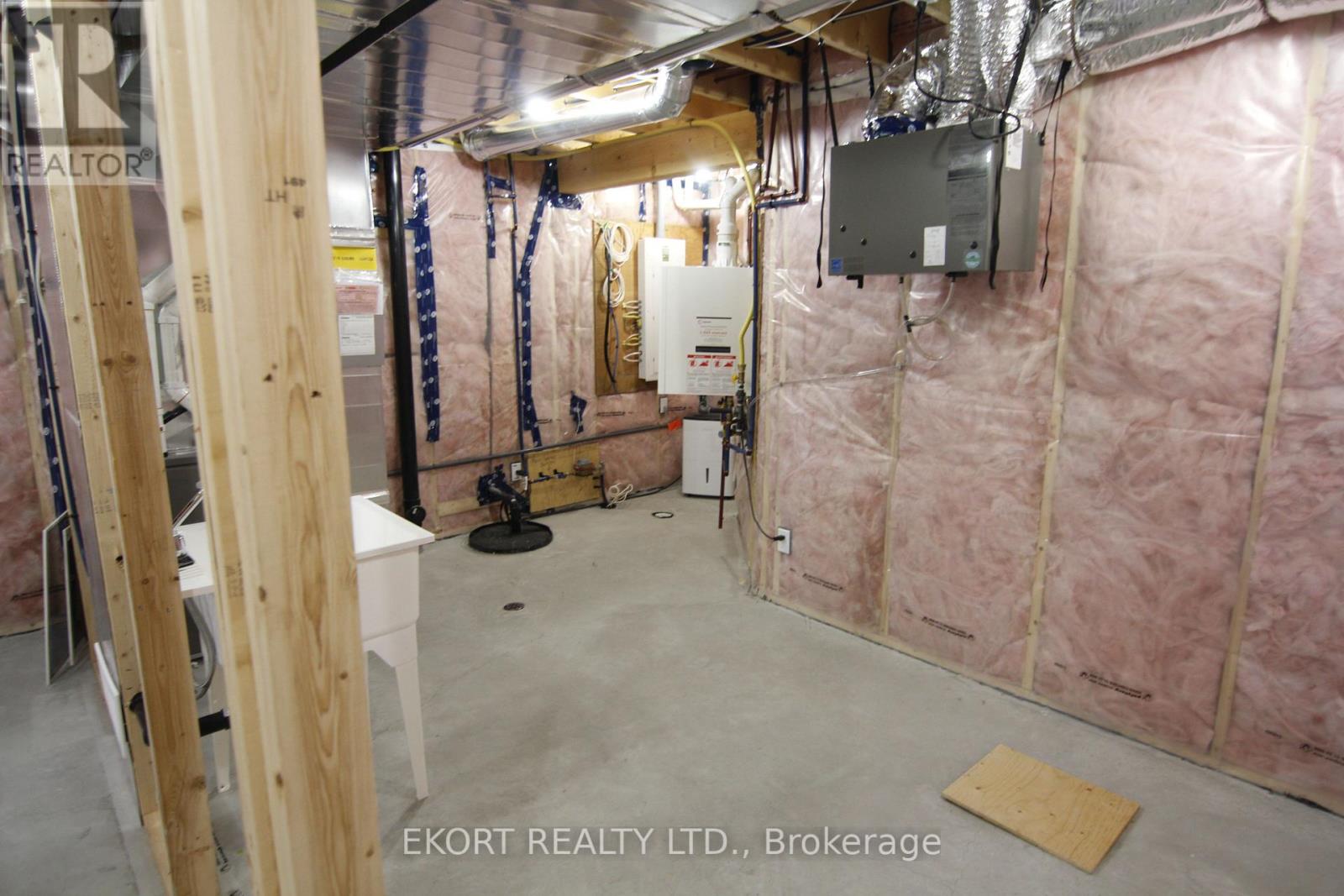 38 DEWAL PL