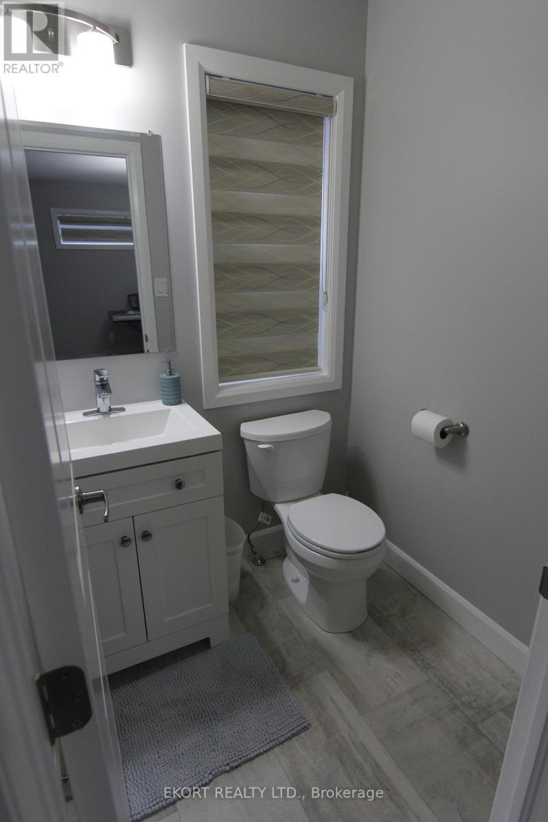 38 DEWAL PL