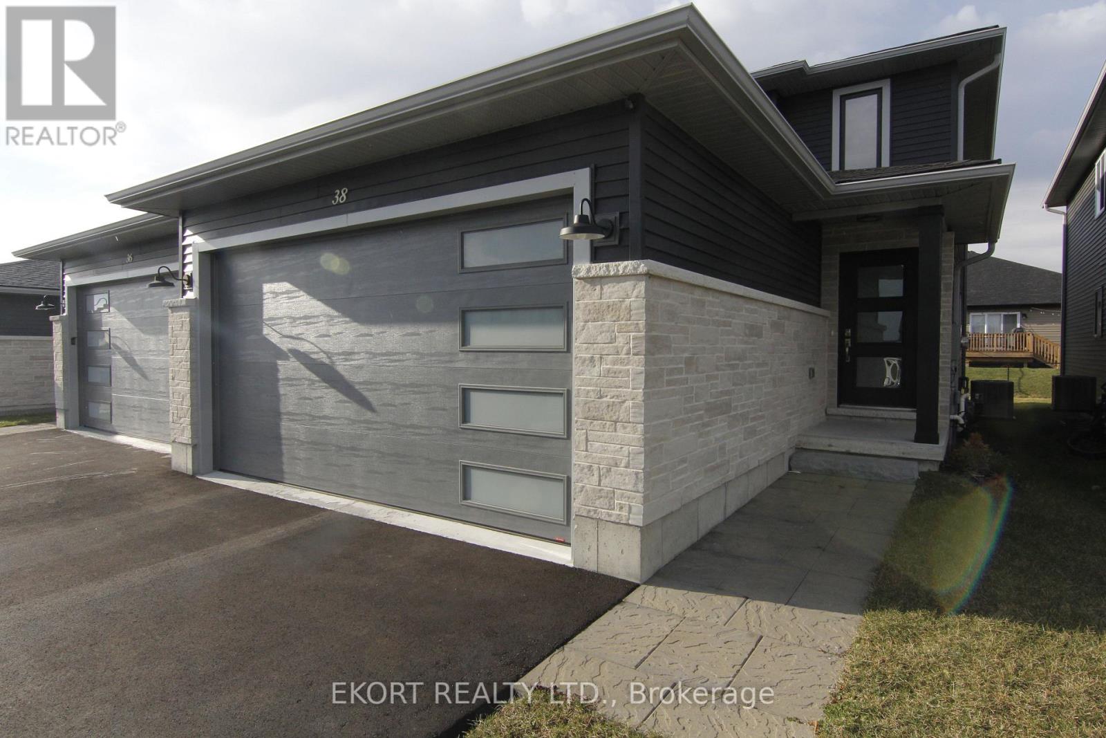 38 DEWAL PL