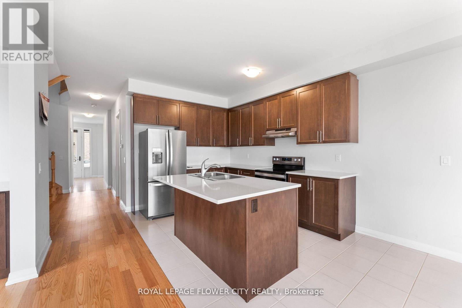 914 SOBESKI AVE