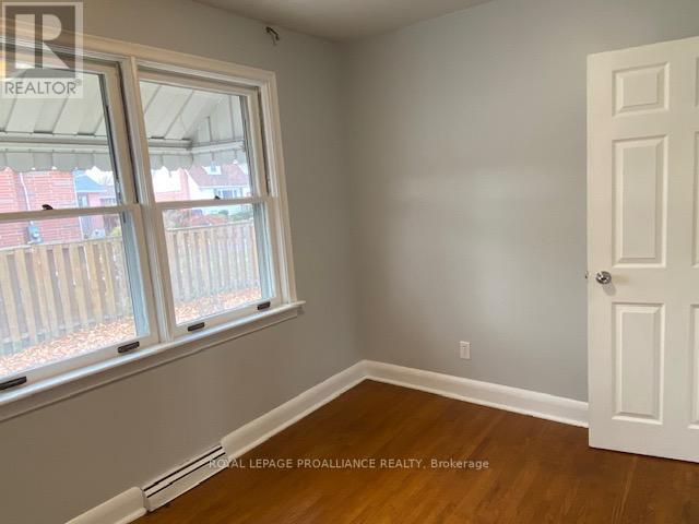 6 WOODLAND ACRE