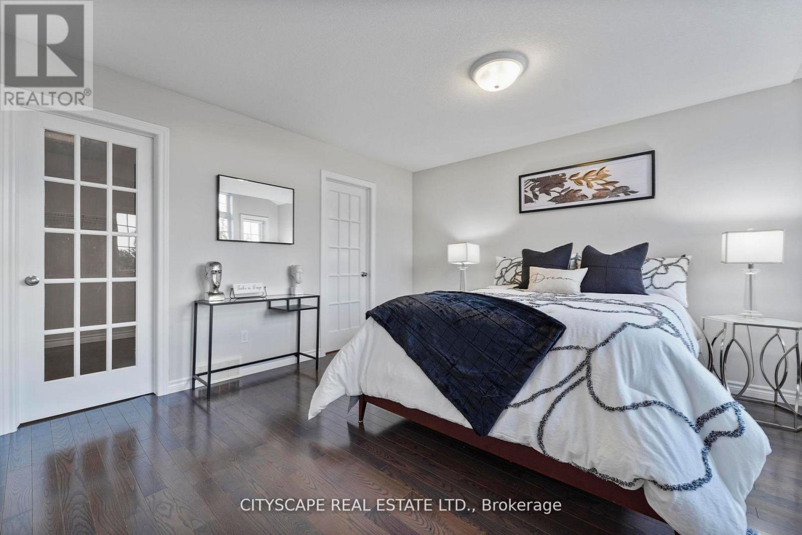 12 KINGFISHER CRT