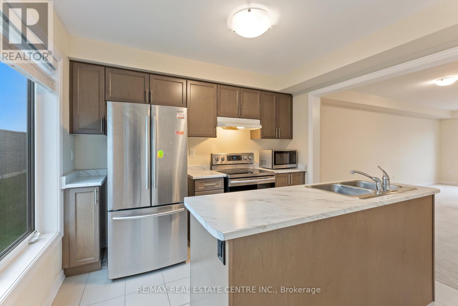 #42 -470 LINDEN DR, #42