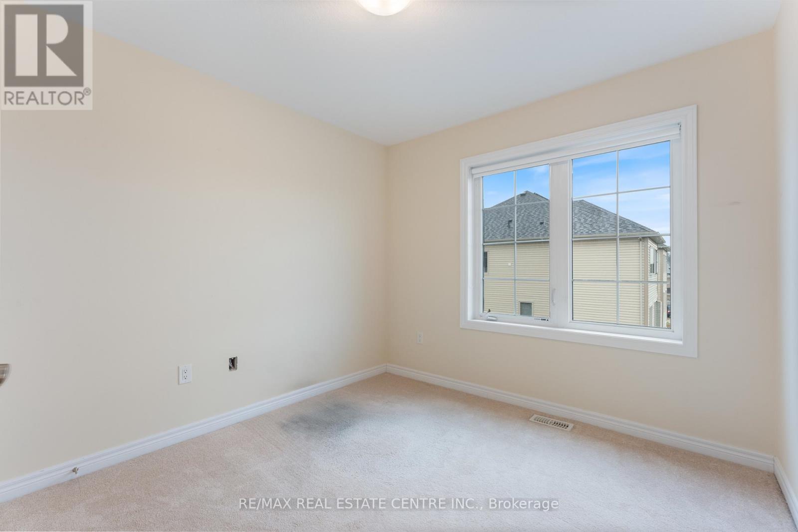 #42 -470 LINDEN DR, #42