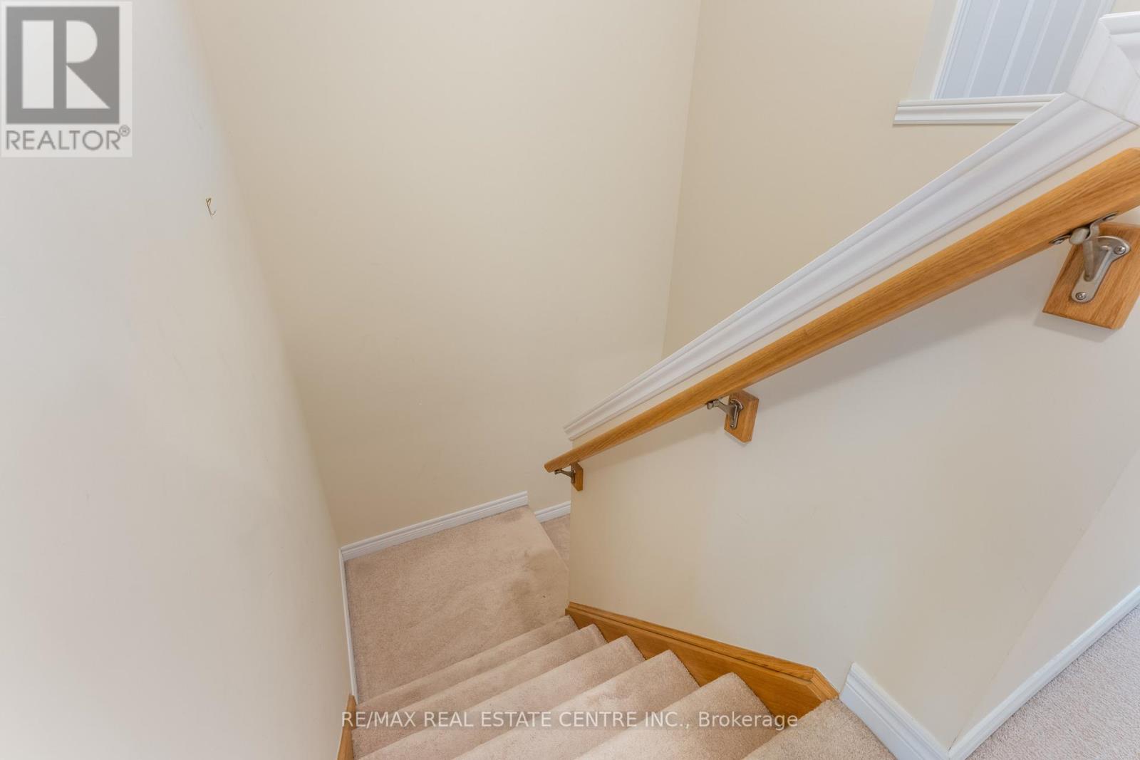 #42 -470 LINDEN DR, #42