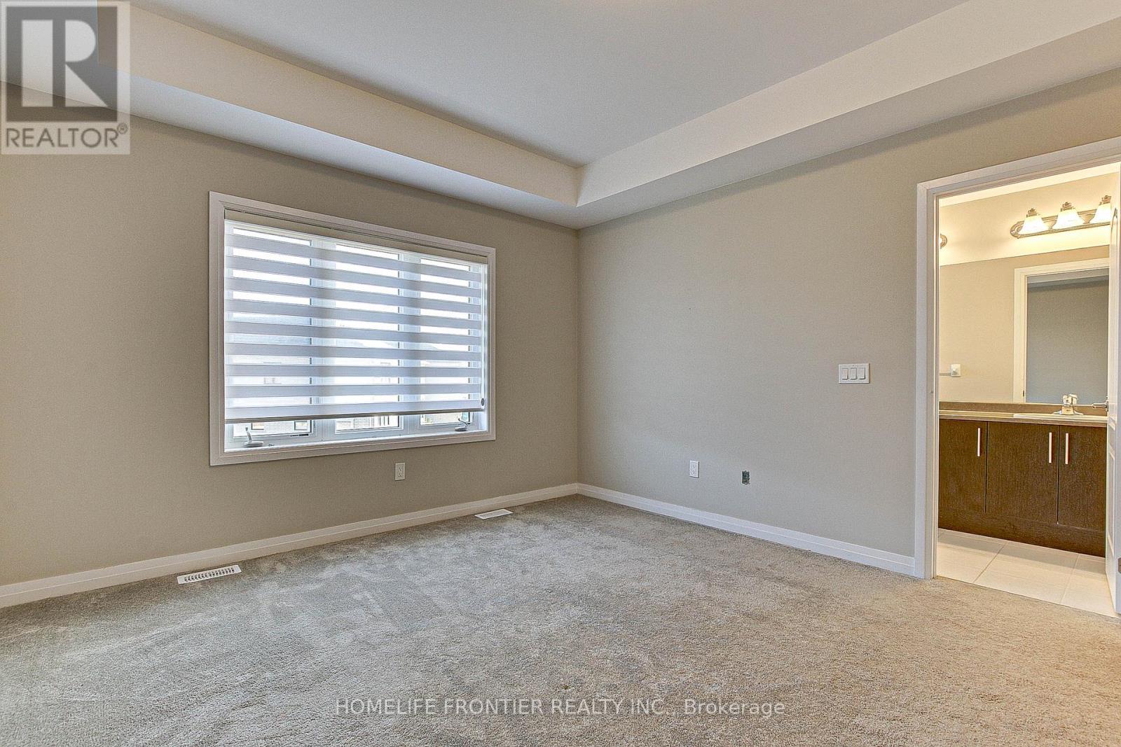 1131 EDINBURGH DR