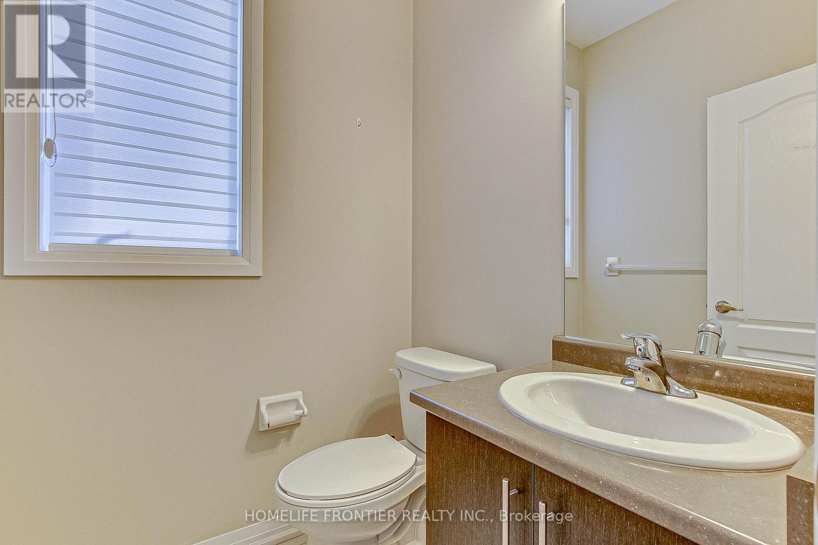 1131 EDINBURGH DR